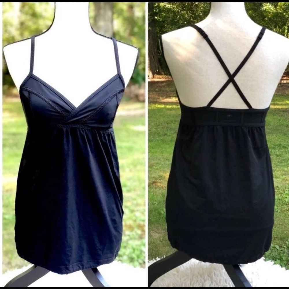 Lululemon Yoga Top Cross Back size 2 Navy Blue